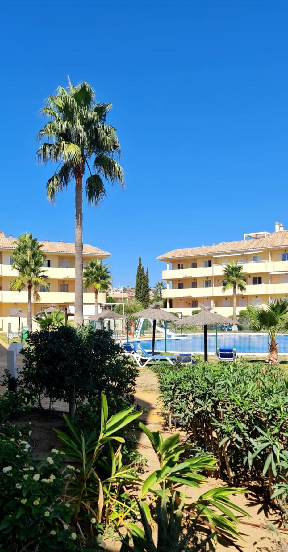 Aldea Beach Boutique Apartment Manilva Exterior photo